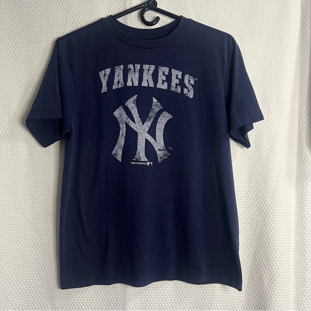NY‎ Yankees Boys XL Genuine Merchandise Navy Blue Short Sleeve Tee Baseball MLB